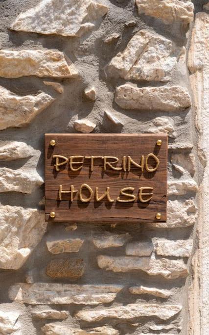 Petrino House Villa Aperathos Exterior photo